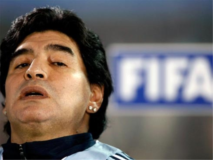 Maradona vẫn chưa thể đem lại điều kỳ diệu trên cương vị HLV.